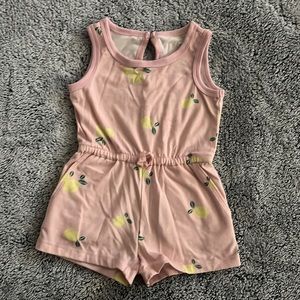 Wonder nation toddler romper. Size 2T. Pink with yellow lemon 🍋 print